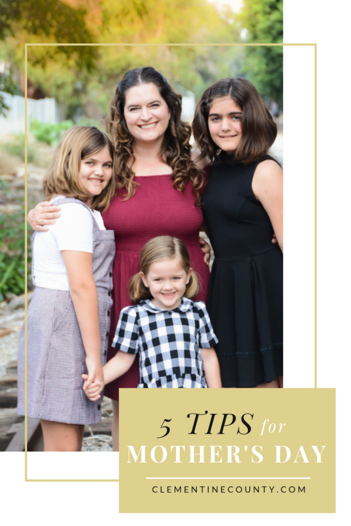 Hey Dads!  These 5 tips for Mother's Day are for you!  Use these tips from Smart & Final to make a simple but cherished Mother's Day celebration. 