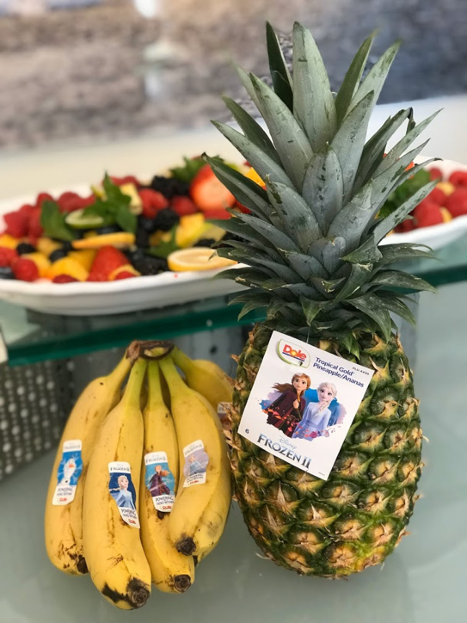 Dole announces Frozen 2 banana stickers and pineapple tags