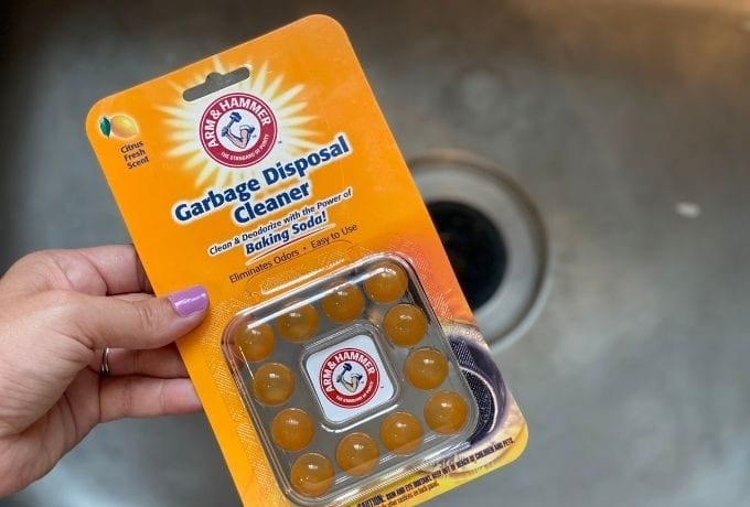 https://www.clementinecounty.com/wp-content/uploads/2020/09/Arm-Hammer-Garbage-Disposal-Cleaner-in-Sink-1-680x460.jpg